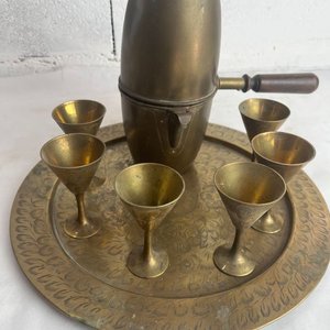 Juego de Café Turco en Bronce con Cafetera, 6 Copas y Bandeja Cincelada - imagen 8