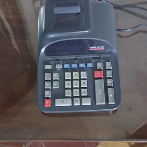 Lote siguiente: Calculadora casio
