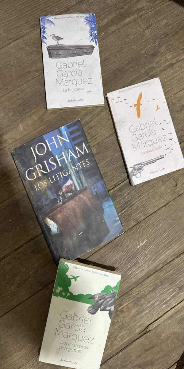 Lote de 3 Libros: Gabriel García Márquez y John Grisham