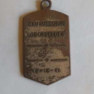 Medalla Conmemorativa Inauguración "Los Céspedes" 1966 - imagen 2