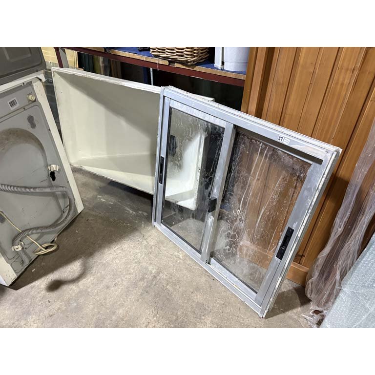 Item 2109538 - Image 0