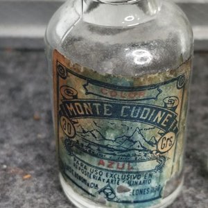 Dos Botellitas de Esencia Monte Cudine Vainilla y Azul - imagen 3