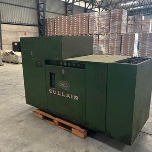 Compresor Industrial a Tornillo Sullair con Gabinete Metálico - imagen 1