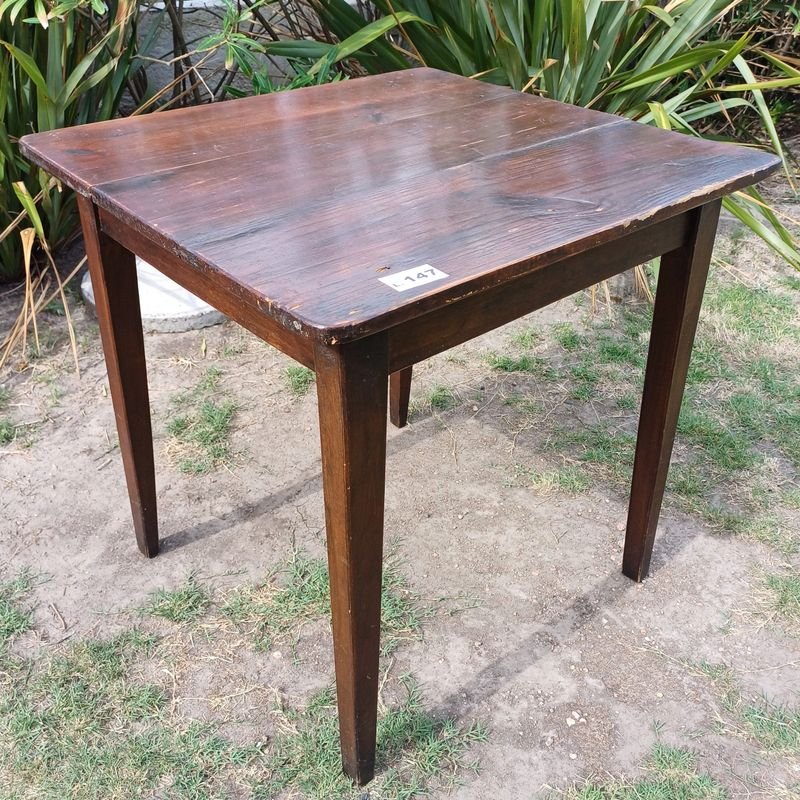 Lote siguiente: Mesa de madera maciza para el hogar