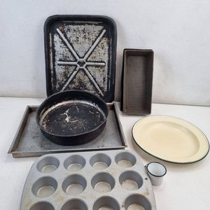 Lote anterior: Lote de Moldes y Bandejas para Hornear: Muffins, Asaderas y Fuente Ovalada