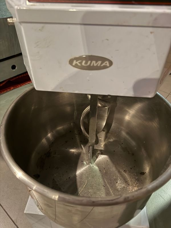 Amasadora Kuma 20 L 8 Kg: Electrodomésticos de alta calidad - imagen 2