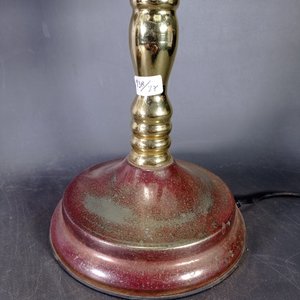 Par de Lámparas de Mesa Metálicas con Vidrio Decorado y Tres Luces - imagen 5