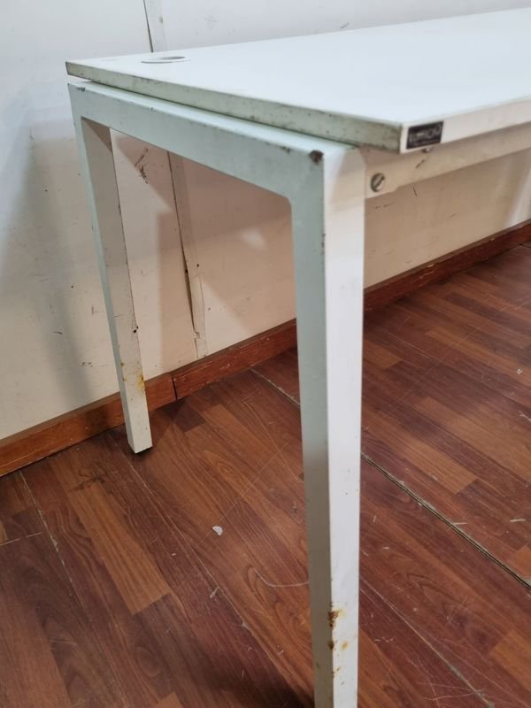Mesa y Silla de Madera Blanca - imagen 6
