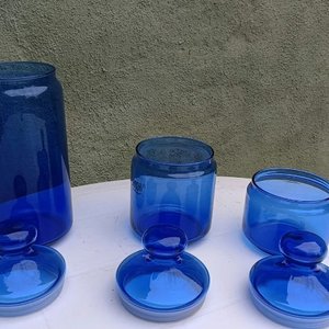 Set de 3 Frascos de Vidrio Azul con Tapa Hermética - imagen 3