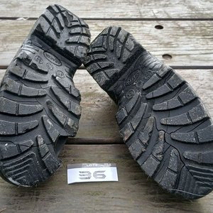 Zapatos de Trabajo Bracol Negros Talle 41 con Detalles - imagen 2