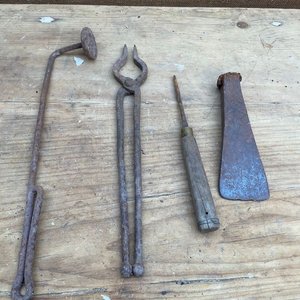 Lote anterior: LOTEART HERRERO Y HACHA DE INDIGENA