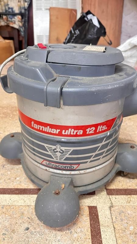 Aspiradora de tanque - Limpieza eficiente y fácil - imagen 3