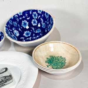 Conjunto de 11 Piezas: Bandejas, Fuentes y Potes de PVC con Diseños - imagen 3