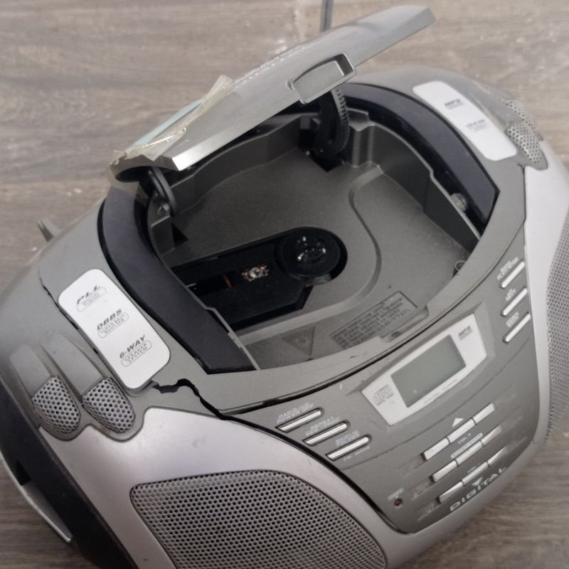 Panavox Digital CD Player y Radio Huevito - imagen 2