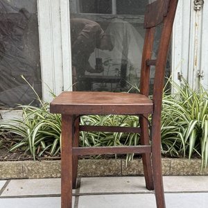 Silla Rústica de Madera Maciza Oscura - imagen 8
