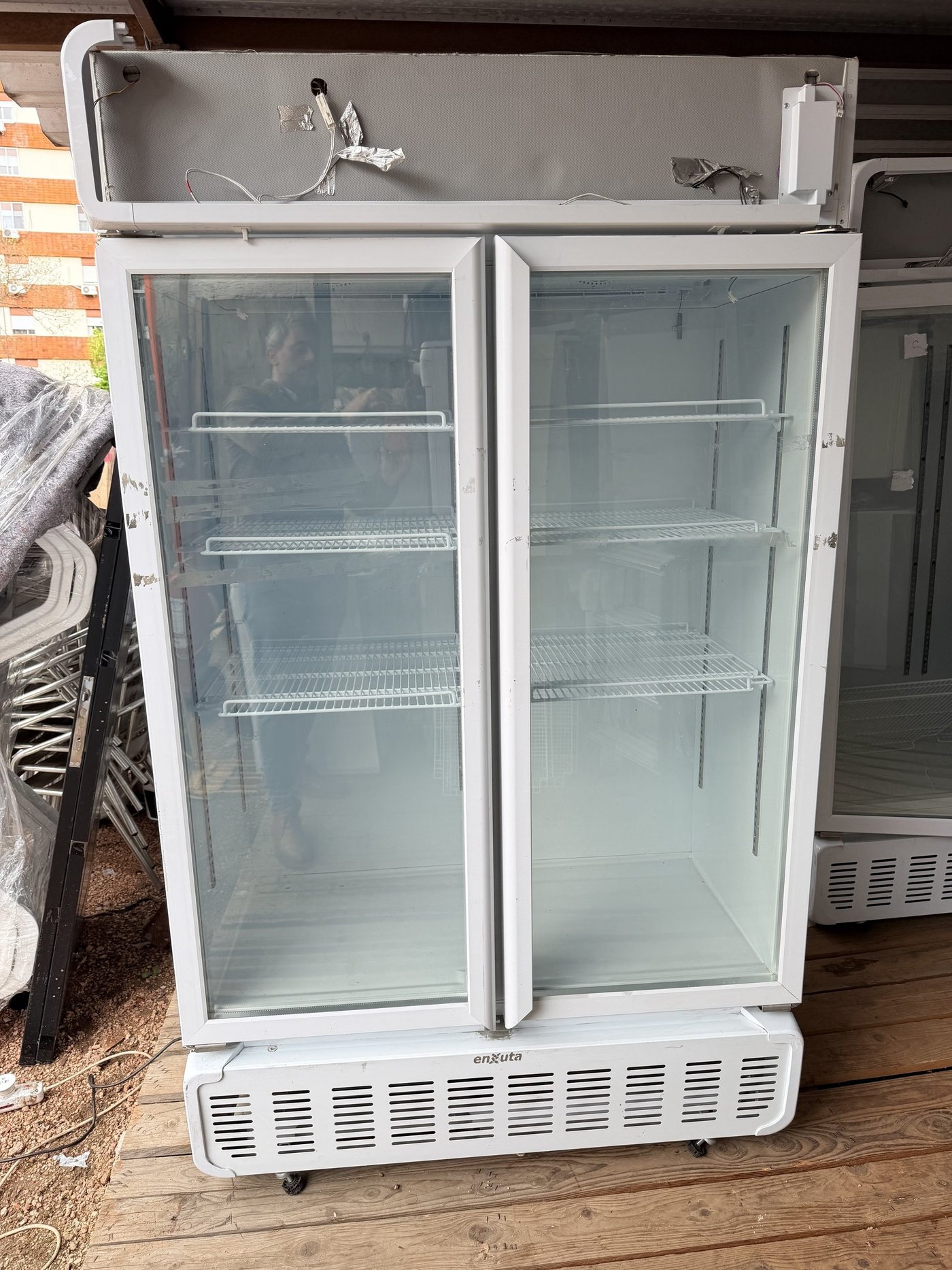 Botellero Doble Refrigerado Enxuta 117x60x200cm Casi Sin Uso