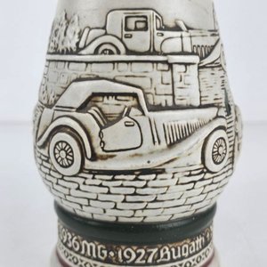 Jarra de Cerveza Antigua con Relieves de Autos Clásicos - imagen 5