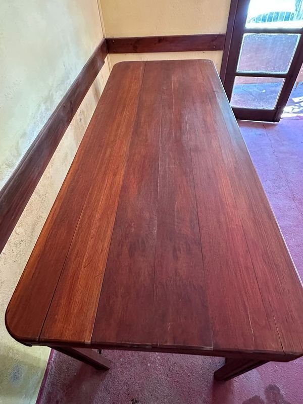 MESA DE MADERA DE COMEDOR EN MADERA DURA ESQUINAS REDONDEADAS - imagen 5