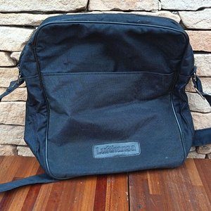 Mochila Roja Ferrari y Bolsos de Viaje Lufthansa - imagen 11