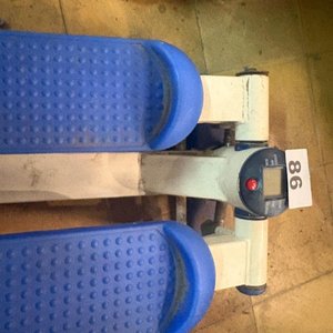Escaladora de Ejercicio con Pistones Hidráulicos y Contador Digital - imagen 4