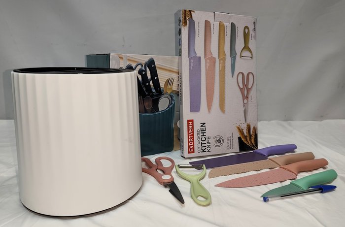 Juego de Cuchillos con Revestimiento Cerámico, Afilables, Soporte Giratorio y Utensilios de Cocina