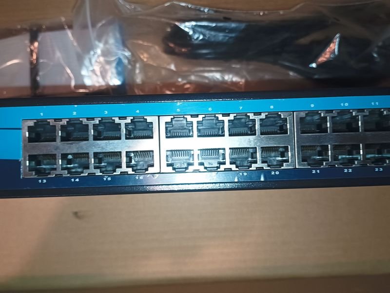 Switch Edimax 24 puertos - imagen 4