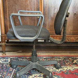 Silla de Oficina Ergonómica Vintage Negra con Ruedas - imagen 2