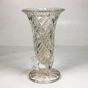 Centro de Mesa de Cristal Tallado con Tres Patas - imagen 2