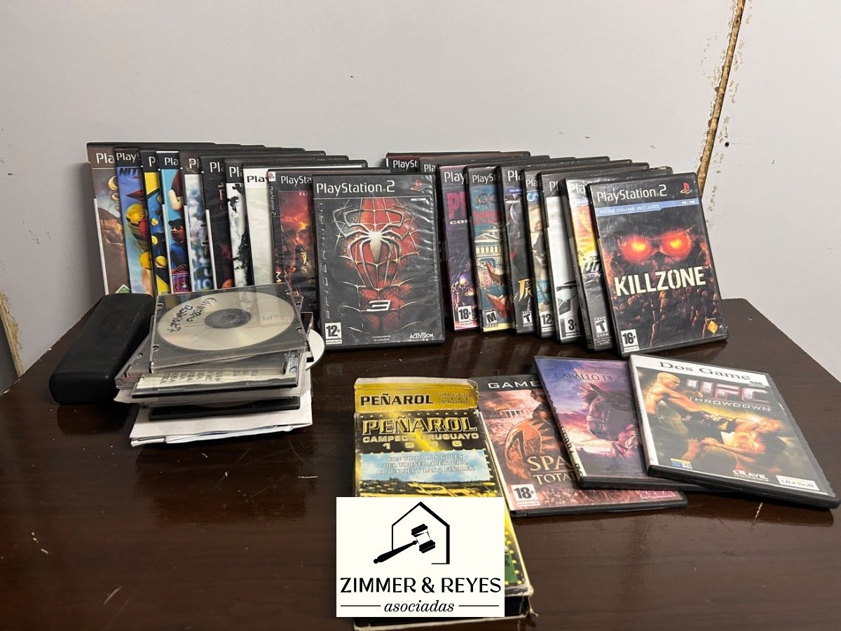 Lote de Películas y Videojuegos para PlayStation 2