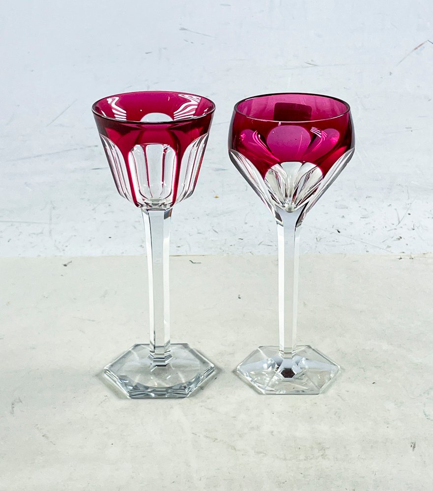 Par de Copas de Cristal Tallado Color Rubí