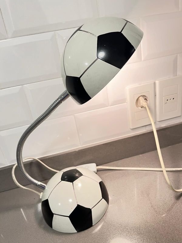 Lámpara Portátil Diseño Pelota de Fútbol