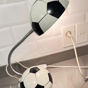 Lote anterior: Lámpara Portátil Diseño Pelota de Fútbol