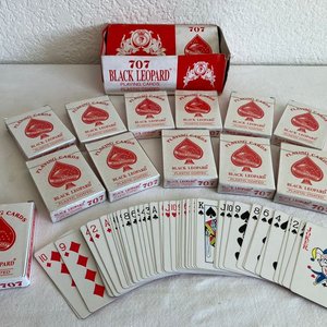 Lote siguiente: Mazos de Cartas de Póker Black Leopard 707 Plastic Coated