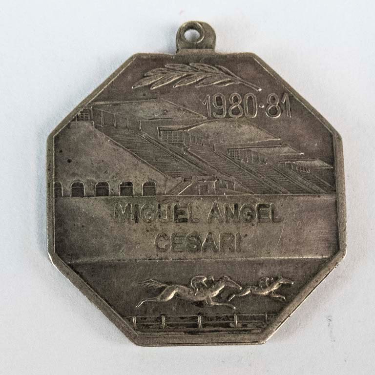 Medalla Argentina Cobre Plateado 1979 Reapertura Hipódromo San Isidro Miguel Ángel Cesari