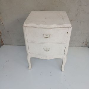 Lote anterior: Mesa de Luz Francesa Estilo Luis XV Blanca