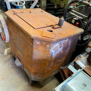 Estufa de chapa antigua con tapa y detalles - imagen 5