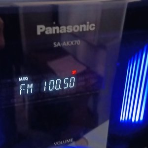Equipo de Sonido Panasonic SA-AKX70 con Parlantes Super Woofer y Control Remoto - imagen 6