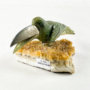 Lote anterior: Figura de Ave en Piedra y Metal, 17 cm