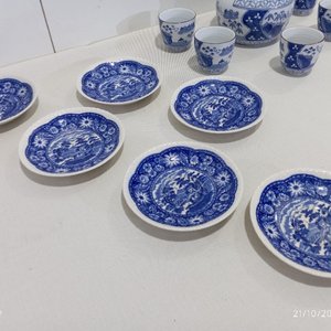 Juego de Té Oriental Porcelana Azul y Blanca: Tetera Bambú, 5 Pocillos y 6 Platillos - imagen 3