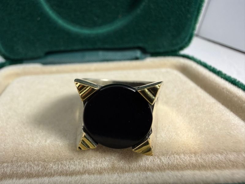 Item 881075 - Image 1