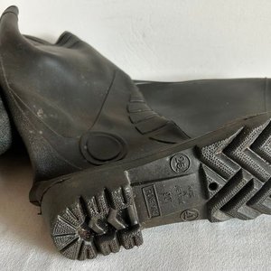 Botas de Goma Negras Talle 41 Nuevas - imagen 2
