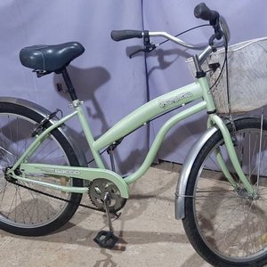 Bicicleta de Dama Ipanema Rodado 26 Verde con Canasto - imagen 3