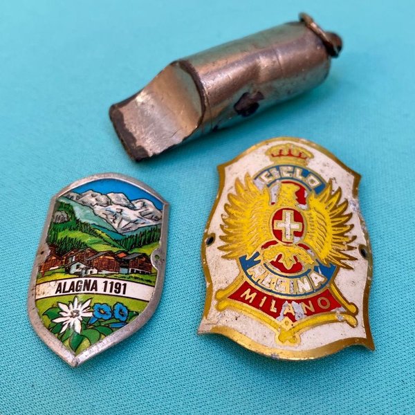 Silbato de Policía y Insignias de Bicicleta - imagen 2