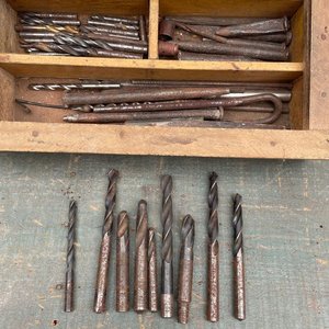 Lote siguiente: Lote de Mechas y Punzones de Hierro Antiguos