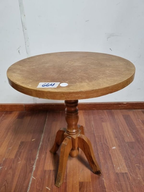 Item 871638 - Image 1