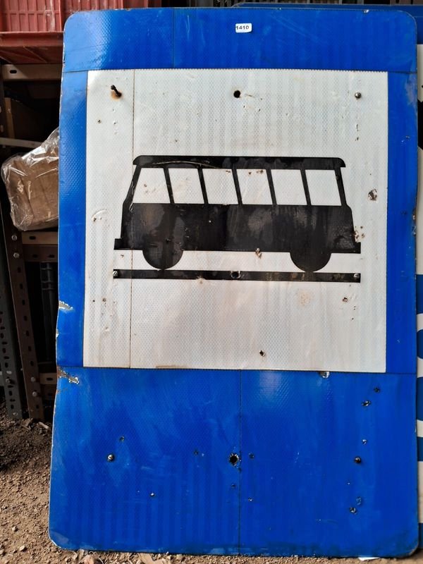 Lote anterior: Señal de parada de autobús antiguo