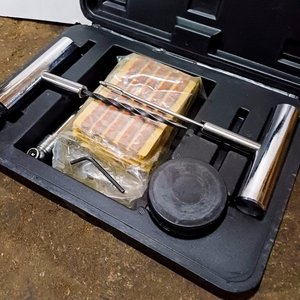 Kit de Reparación de Cubiertas de Emergencia para Vehículos - imagen 2