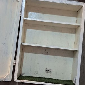 Botiquín de Madera con Espejo y Estantes - imagen 3