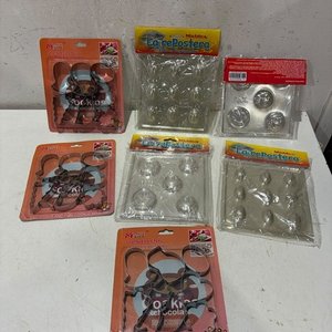 Lote siguiente: Moldes para repostería y cortantes de galletas