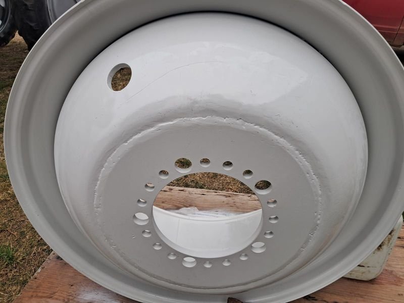 Item 877860 - Image 0